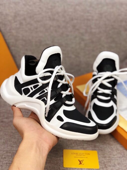 LUV Archlight Black White Sneaker