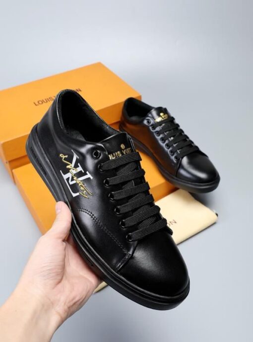 LUV Beverly Hills Hours Black Sneaker