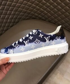 LUV Casual Low Blue Sneaker