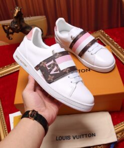 LUV Font Row Pink Sneaker