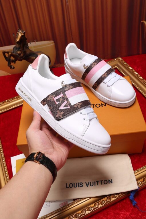 LUV Font Row Pink Sneaker