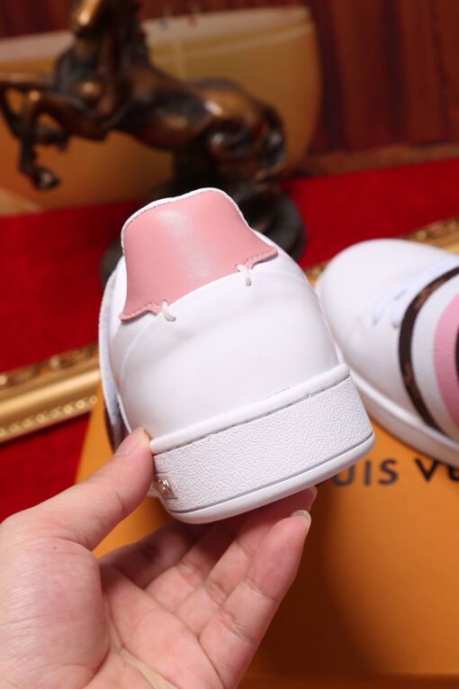 LUV Font Row Pink Sneaker