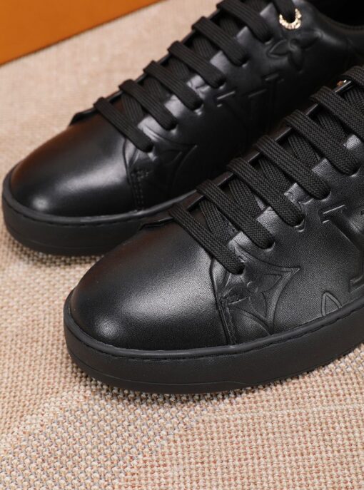 LUV Time Out Black Sneaker