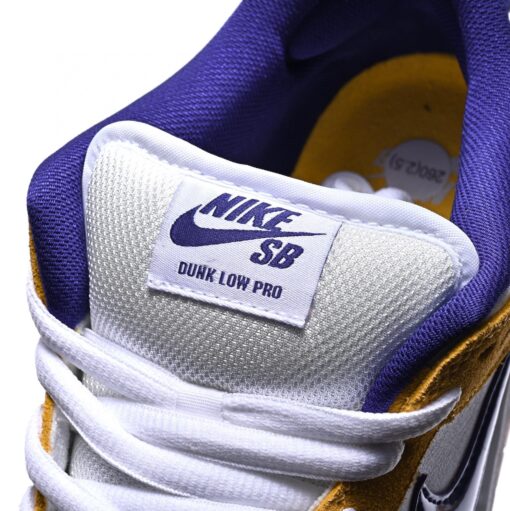 NKE DUNK Purple Lakers