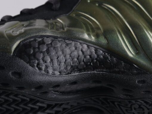 NKE Hardaway Foam Army green spray