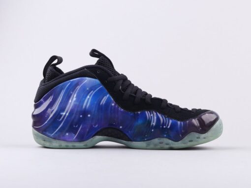 NKE Hardaway Foam Galaxy Star Spray 1.0