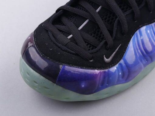 NKE Hardaway Foam Galaxy Star Spray 1.0