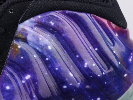 NKE Hardaway Foam Galaxy Star Spray 1.0