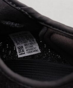 Yzy 350 Black Starry Sneaker