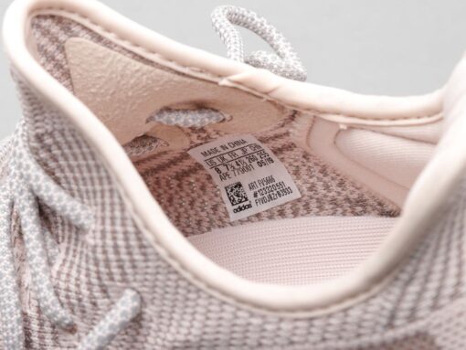 Yzy 350 Light Pink Sneaker