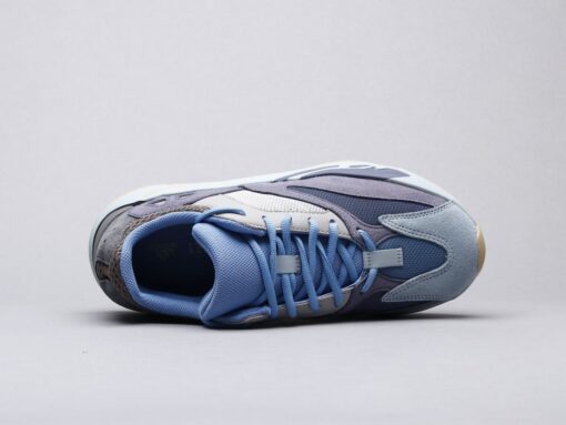 Yzy 700 Carbon Blue Sneaker