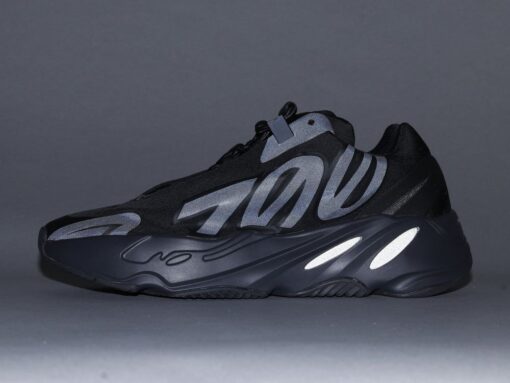Yzy 700 Dark Glow Sneaker