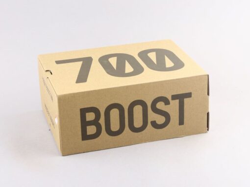 Yzy 700 Mauve Sneaker